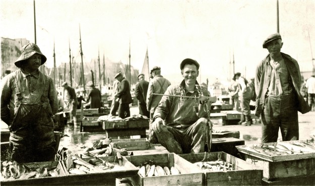 Elias Fjeldstad  fish market in Bergen 
